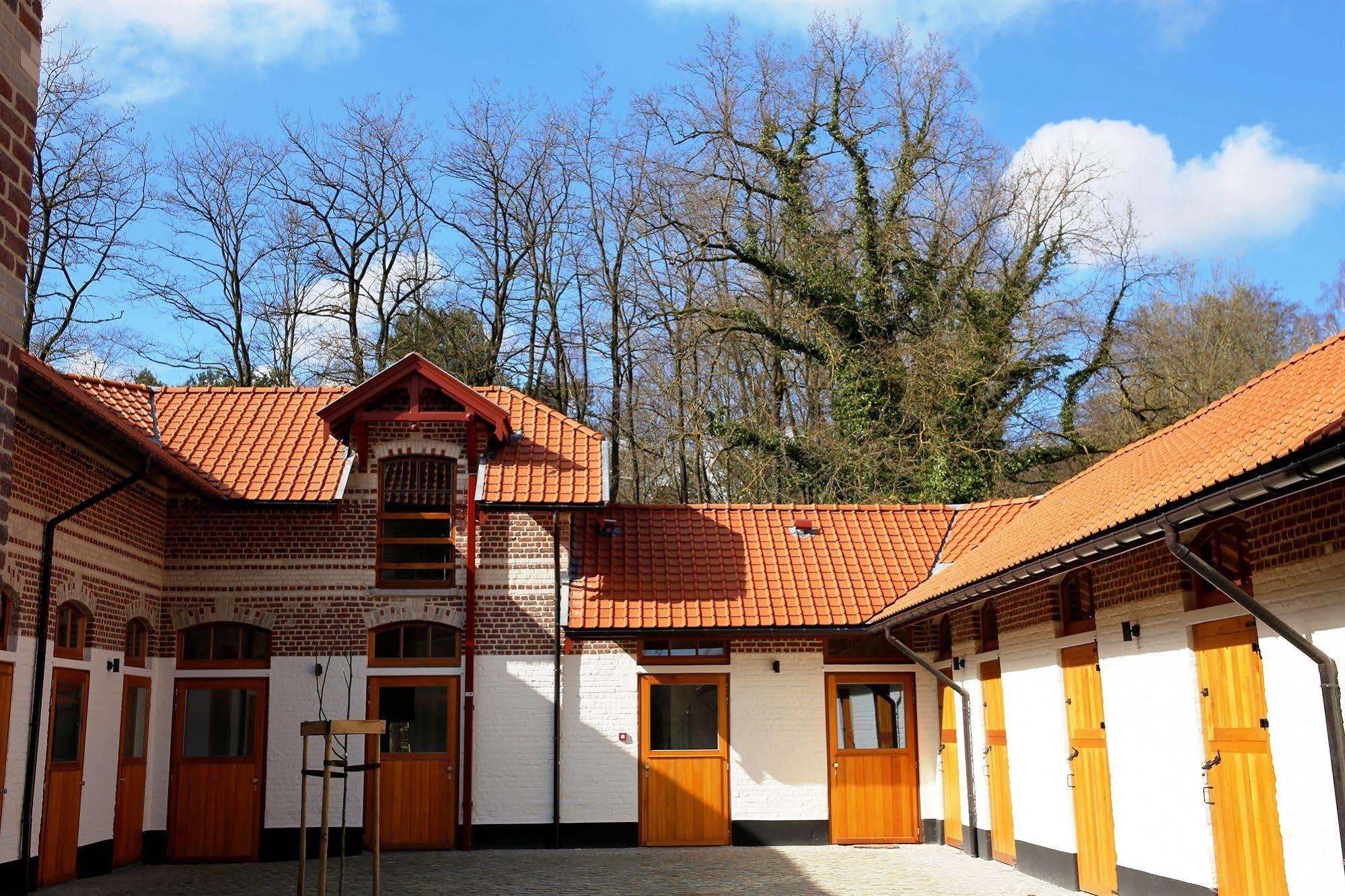 B&B Hippo-Droom Hoeilaart Exterior photo